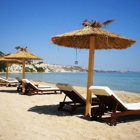 Happy Studio Sea View توبولا المظهر الخارجي الصورة