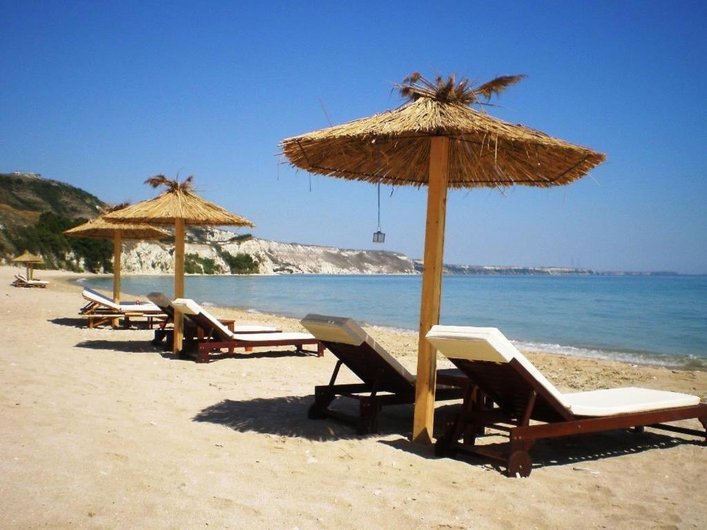 Happy Studio Sea View توبولا المظهر الخارجي الصورة